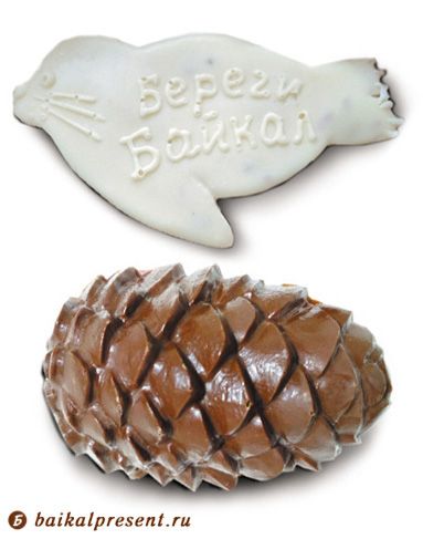 Шоколад фигурный с клюквой, "Нерпа и шишка" с Байкала