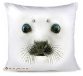 Подушка 35х35 "Байкал. Мордочка белька" с Байкала